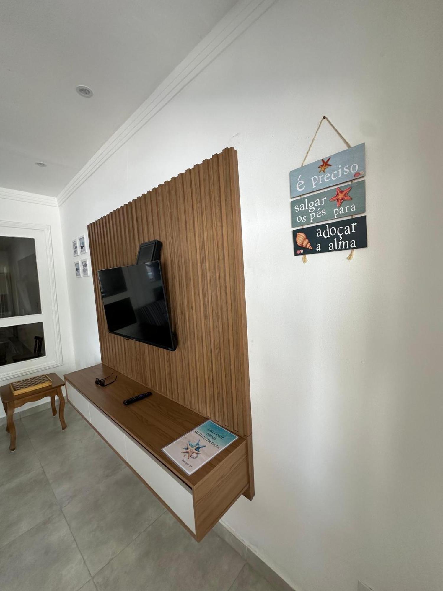 Casa Temporada 02 Com Ar Condicionado E Piscina *